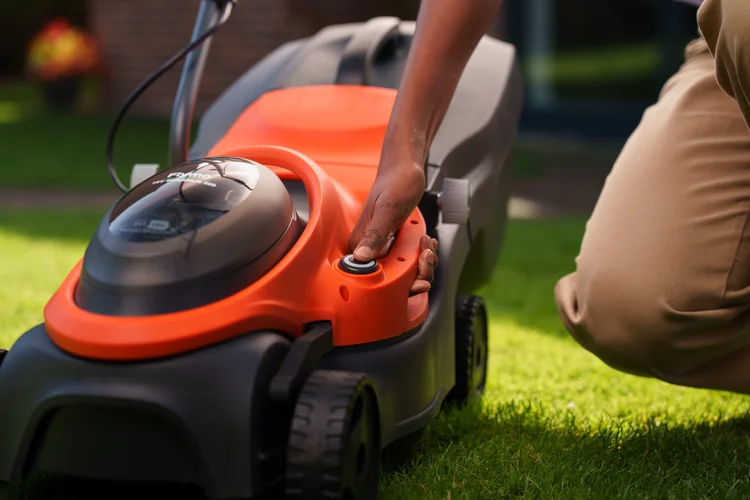 18V SimpliMow 320