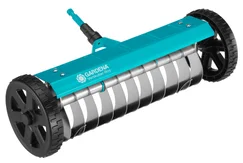 Combisystem aeratorius-vejos grėblys su ratais Combisystem aeratorius-vejos grėblys su ratais