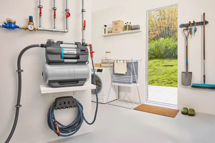 Πιεστικό Συγκρότημα Gardena 5600 SilentComfort με Βαρελάκι Bluetooth