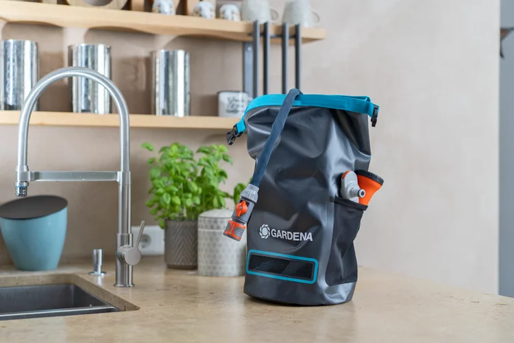 Tekstila šļūtene Liano™ 10 m ar iekštelpu krāna savienotāju un uzglabāšanas somu