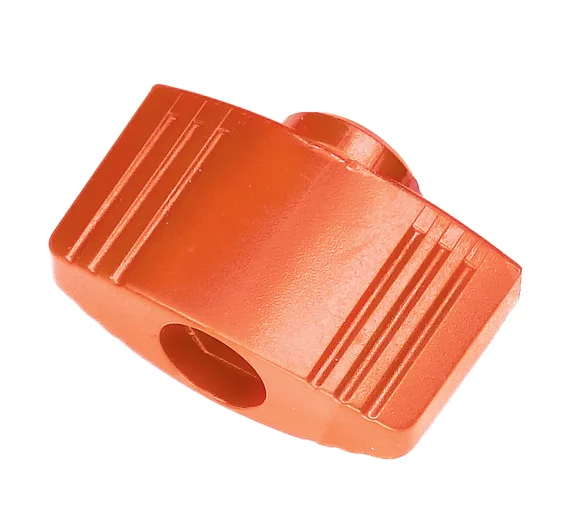 Wing knob