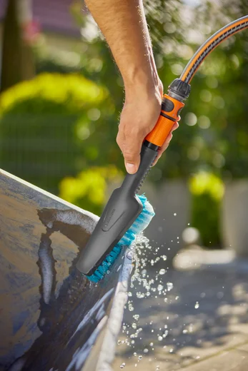 Cleansystem Handbürste S hard, wasserführende Bürste