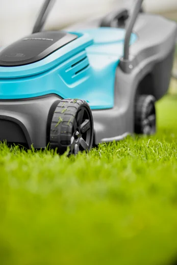 Battery Lawnmower PowerMax 30/18V P4A solo