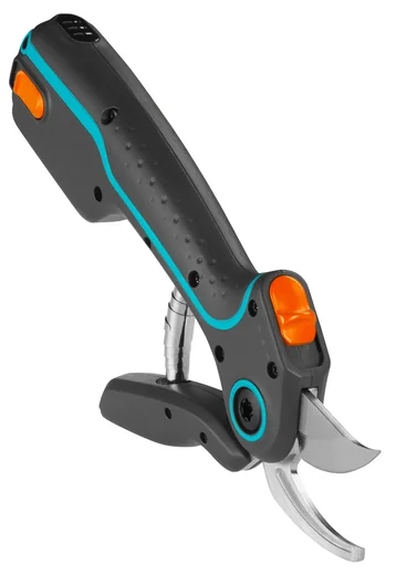 AssistCut