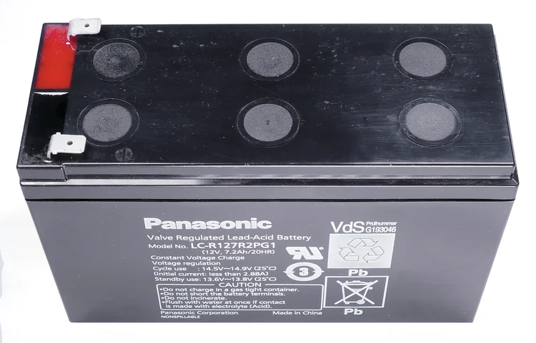 Lead rechargeable battery