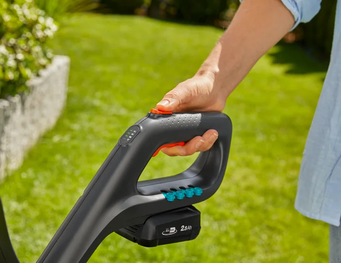 Trimmer a batteria ComfortCut 23/18V P4A solo