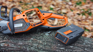 Batéria cez telo, 550i XP