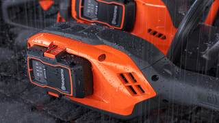 Produkty a bat&eacute;rie PRO Battery, &scaron;tandard IPX4 &ndash; bat&eacute;rie 2024