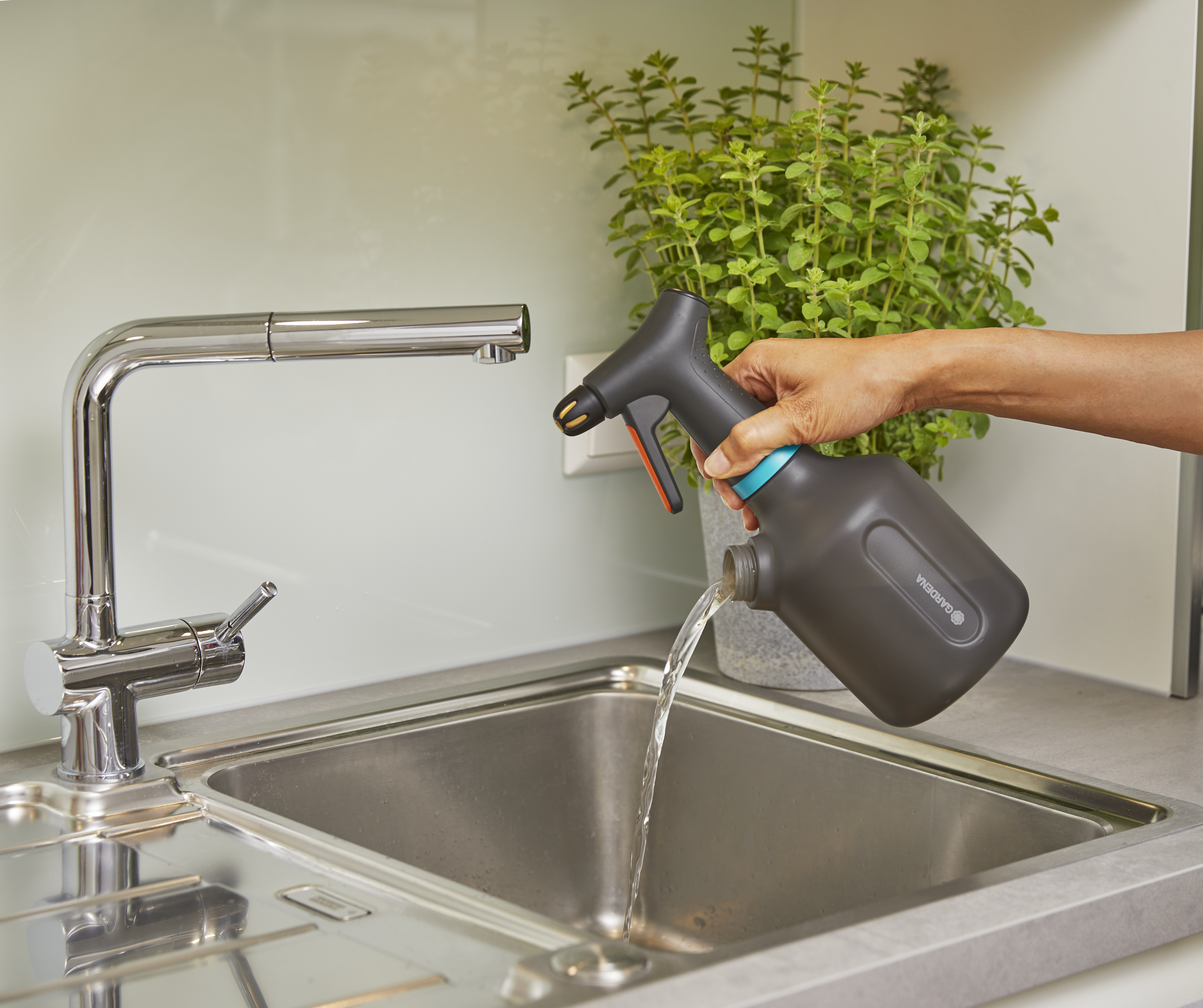 Pulv&eacute;risateur &agrave; g&acirc;chette 1L - GARDENA