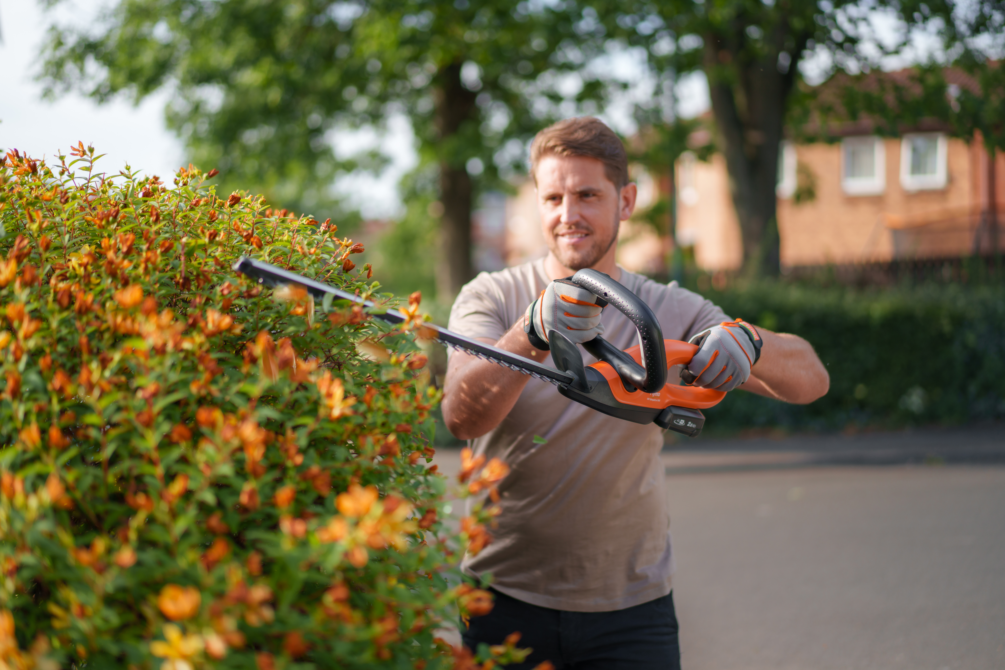 18V SimpliCut 550 (Solo - without battery and Charger)