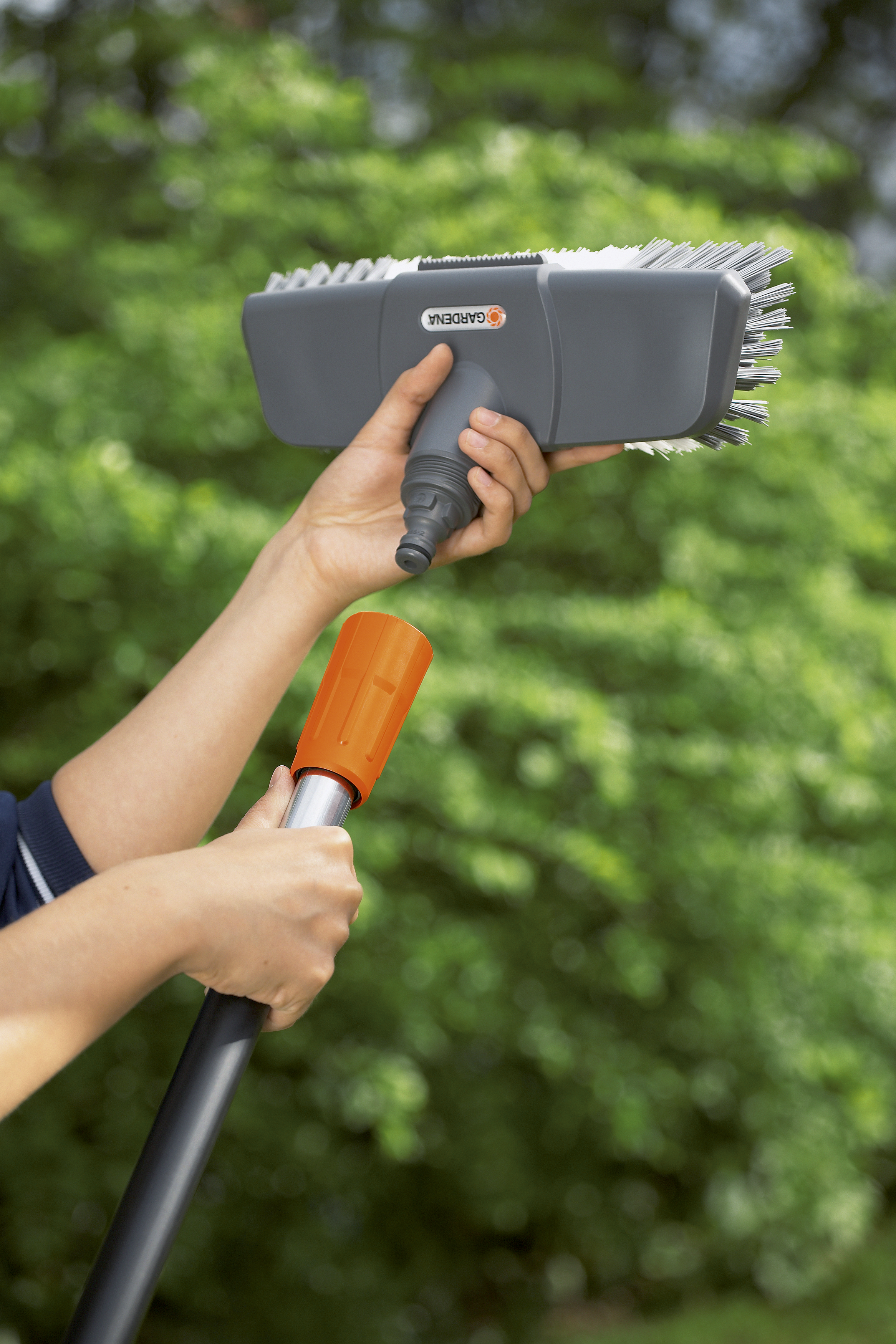 Kart&aacute;č na drhnut&iacute; Comfort