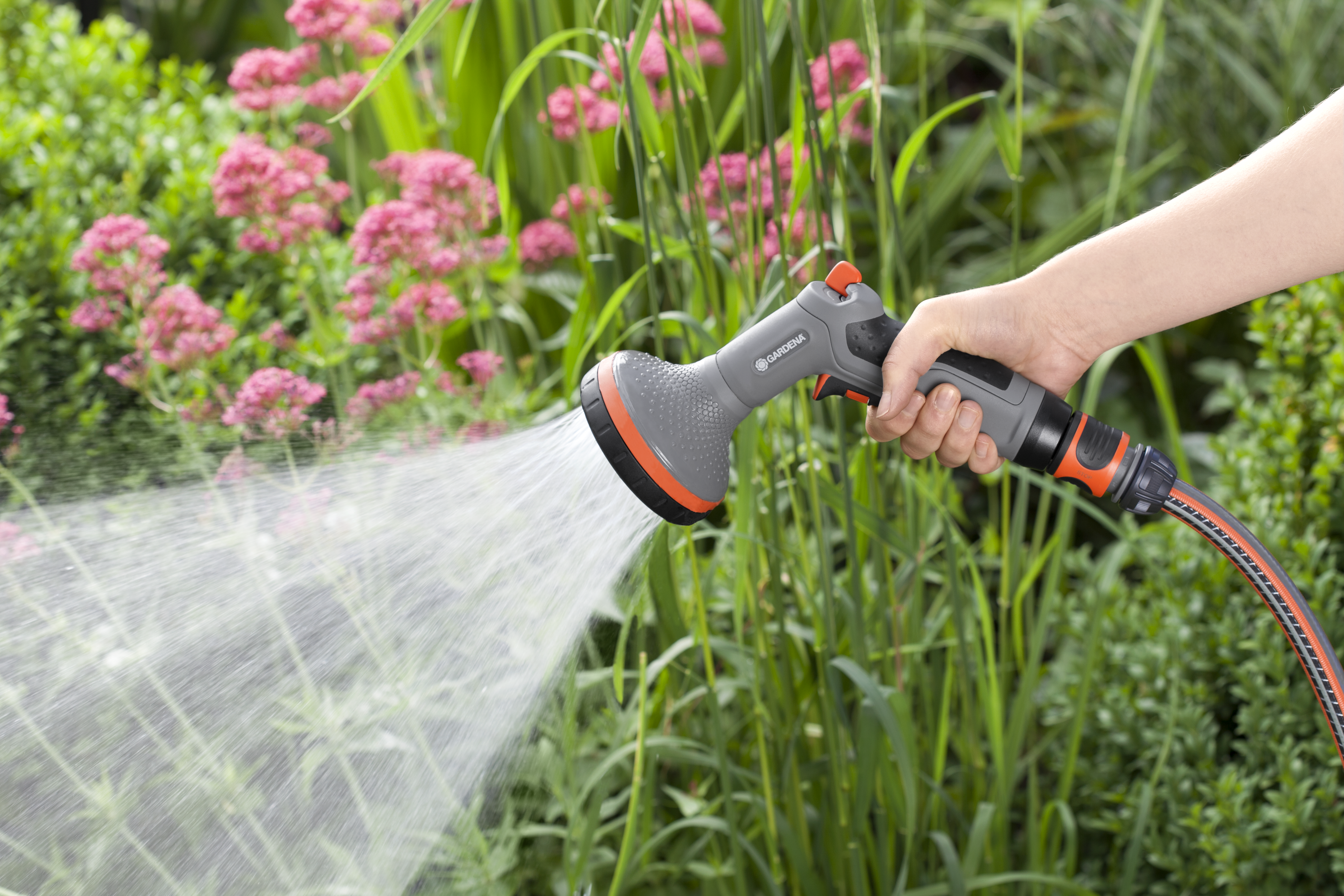 Pistolet-arrosoir pour parterres