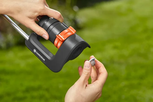 Arroseur oscillant GARDENA Surface 220m² Portée 17m max Résistant UV et gel Garantie - vue 10