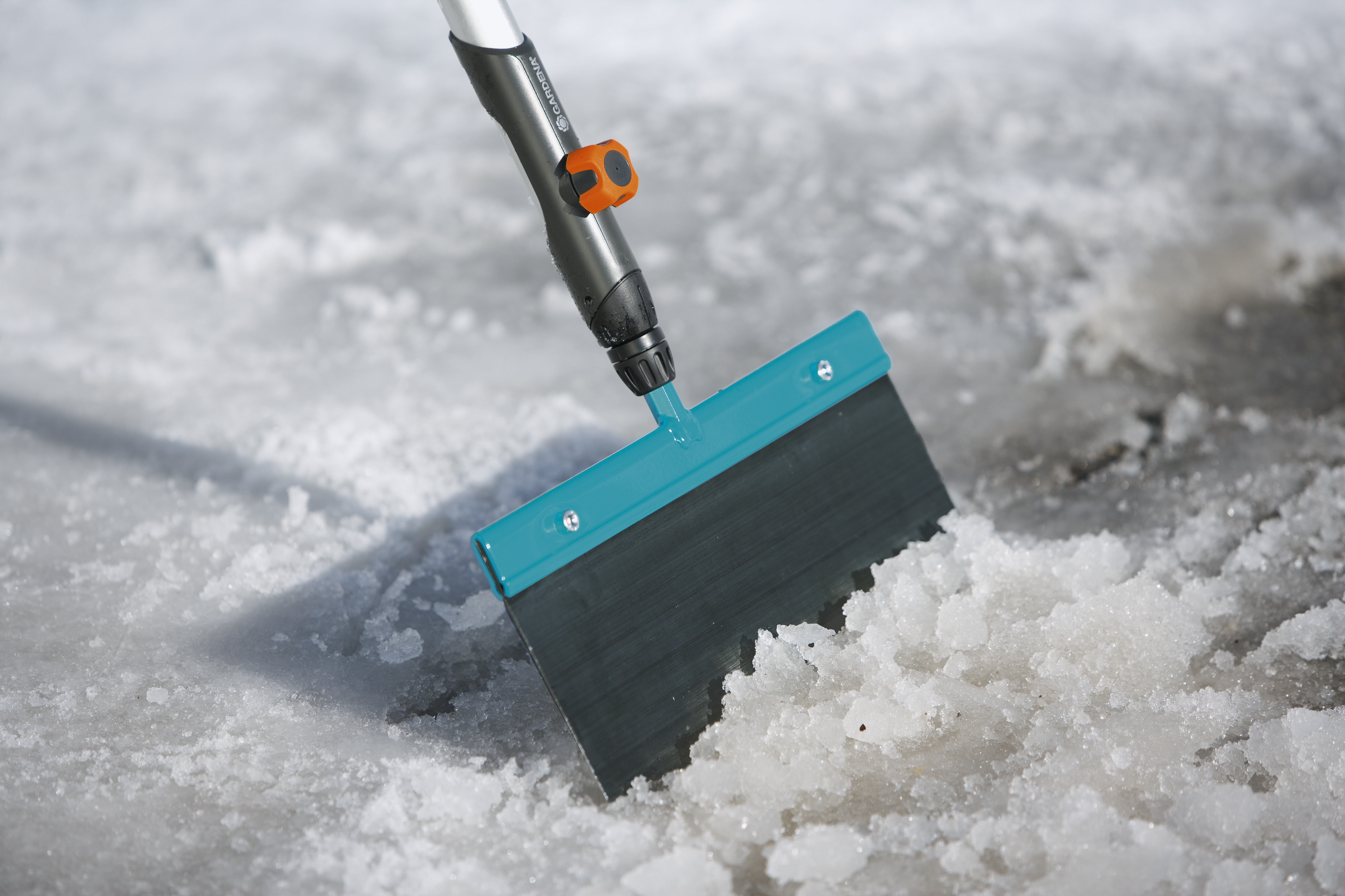 Ice Scraper 30