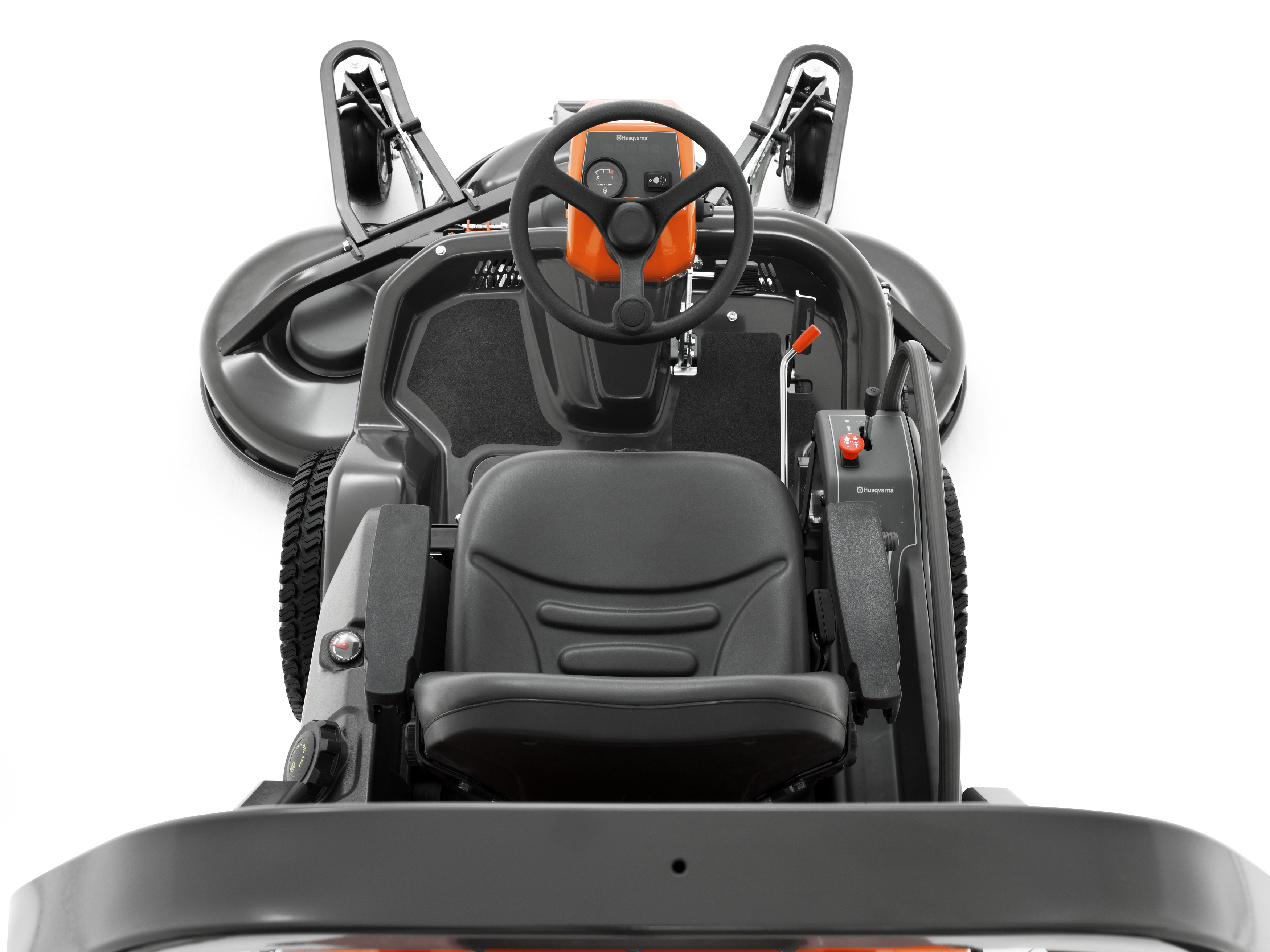 Off-set cutting deck