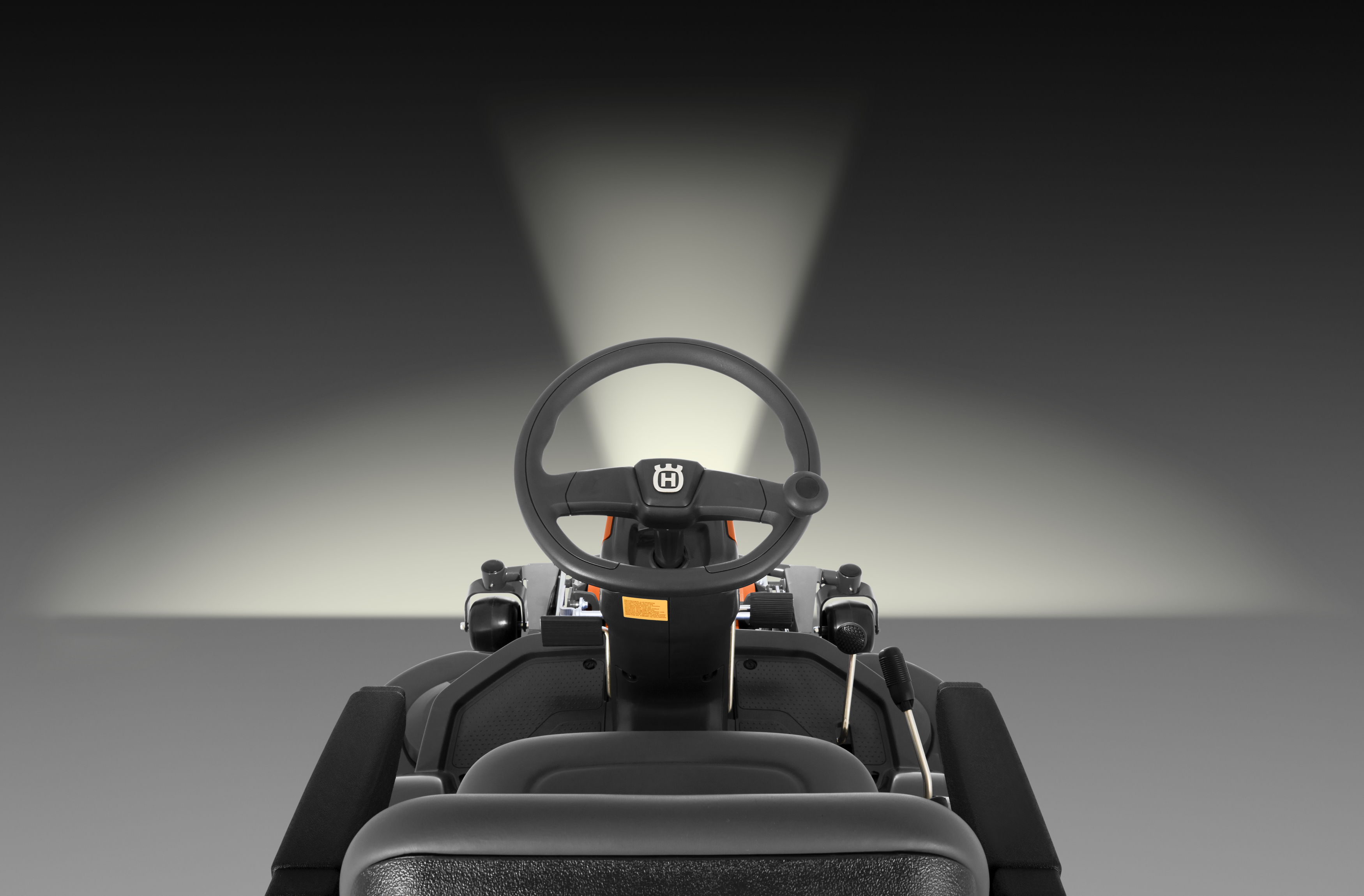 Dual LED lights for improved visibility, both near and remote.