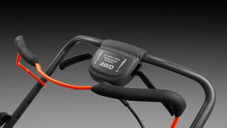 AutoWalk 2 - Husqvarna LC 353AWD