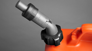 Kraftstoffleitung, mechanische Verriegelung