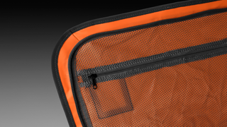 Mesh pocket