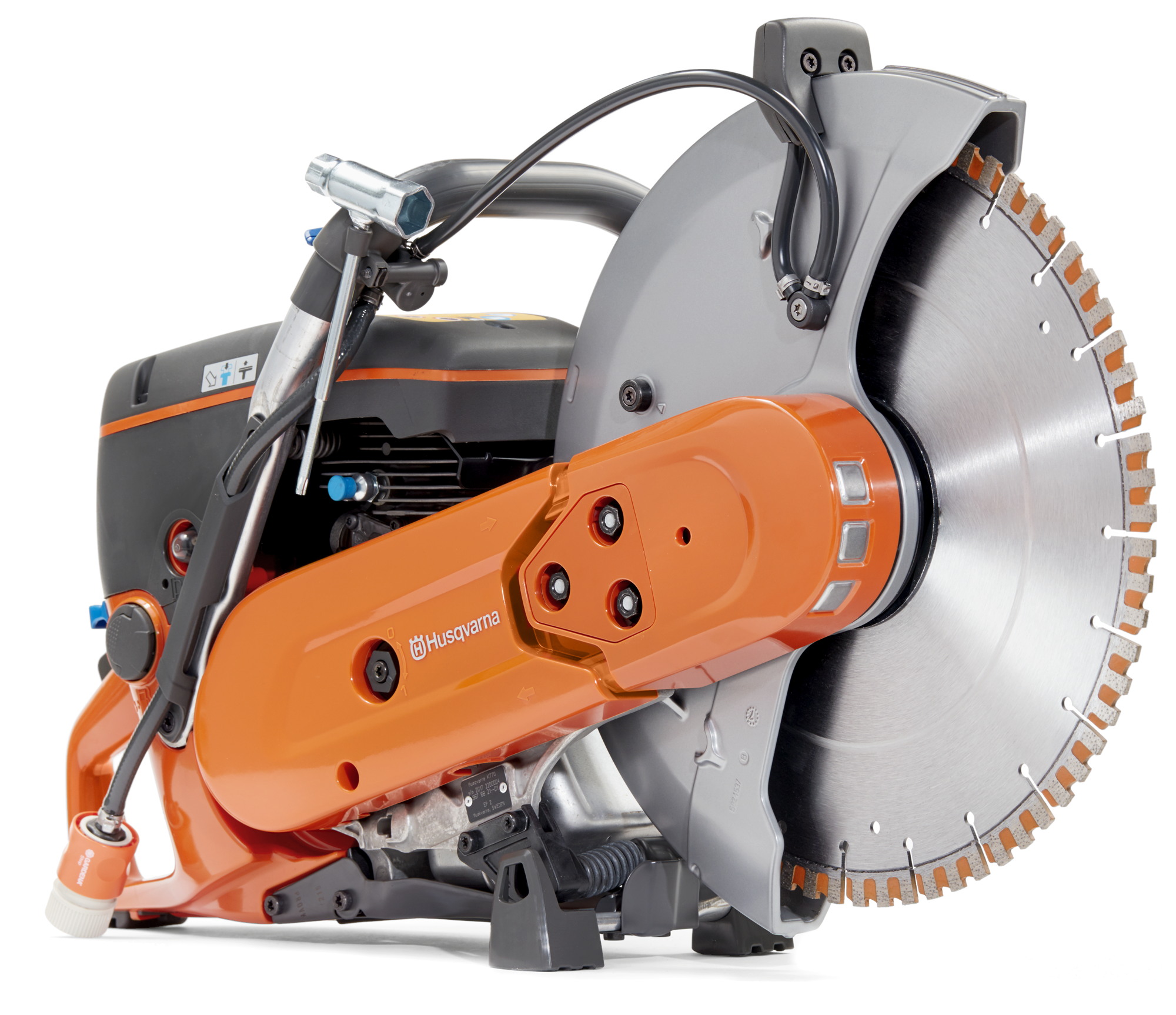 Cuts close to walls or ground