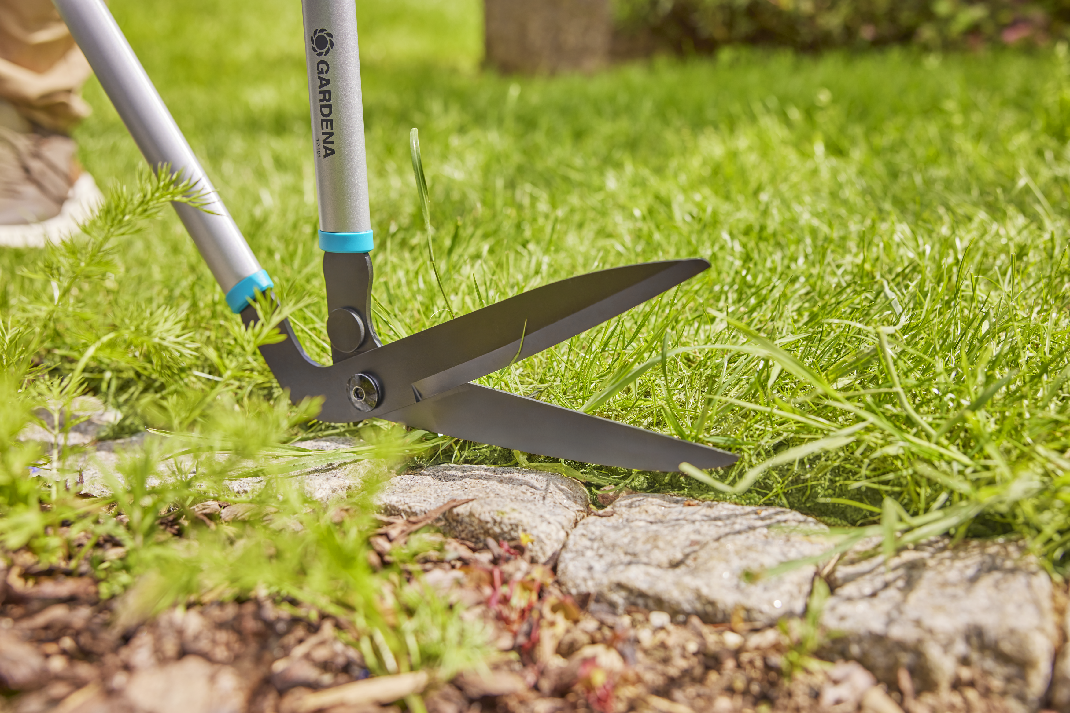 Long Two-Handled Grass Shears