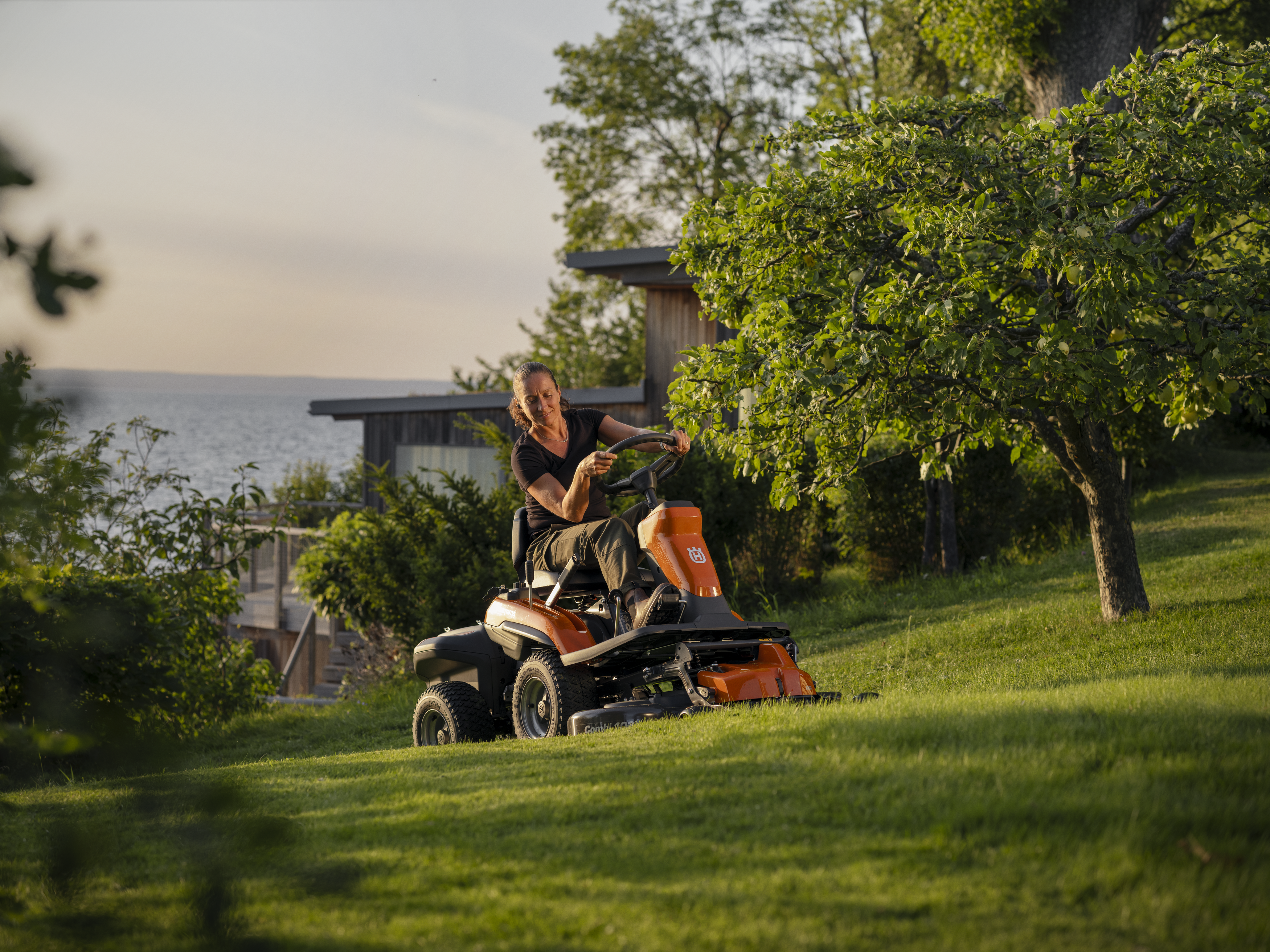 All-Wheel-Drive (AWD)