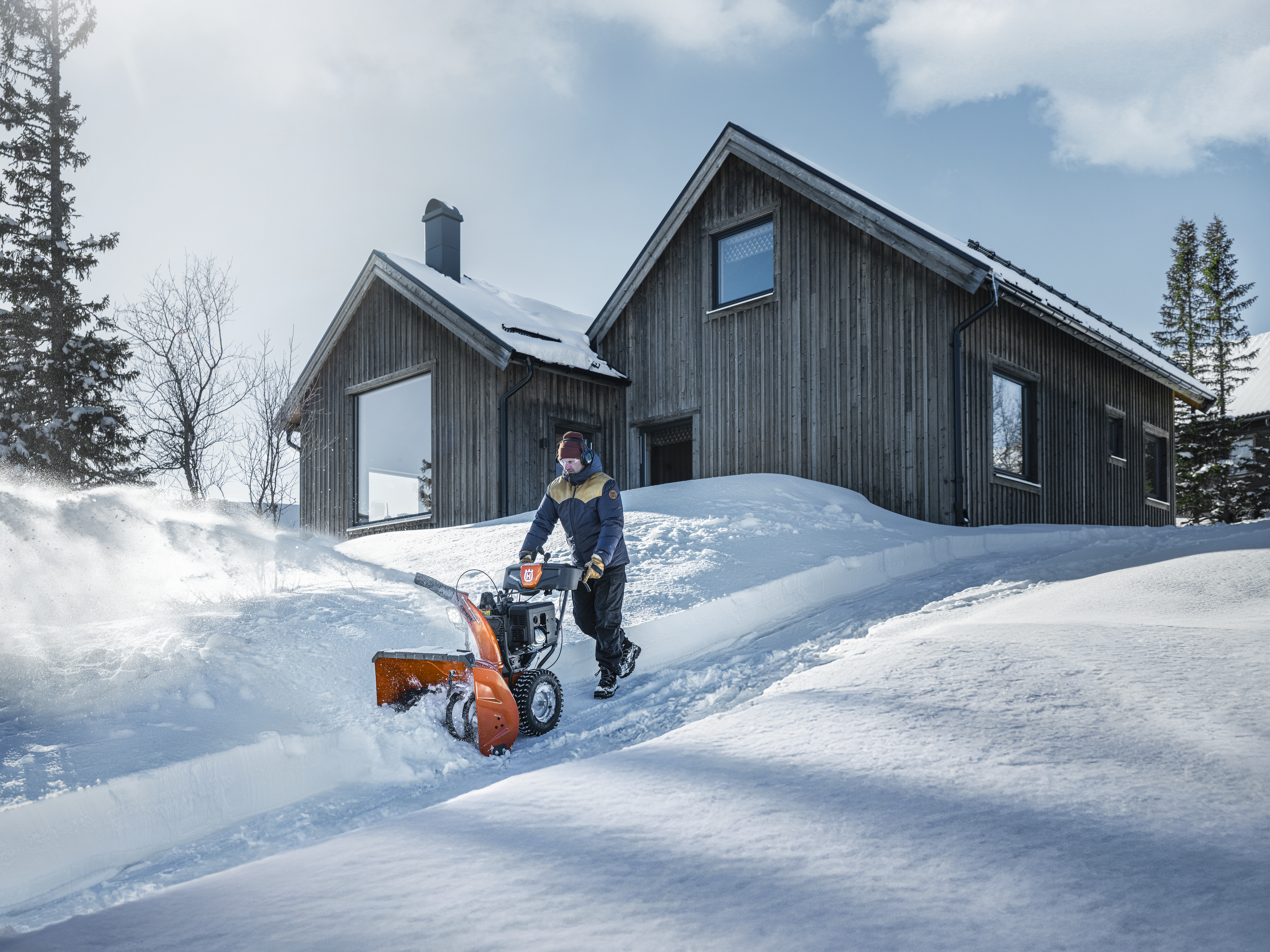 Sněhová fréza Husqvarna ST 376 — fotografie 3