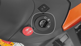 Otočte na kl&iacute;č start