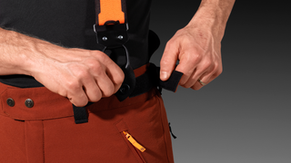 Adjust, Technical Extreme housut