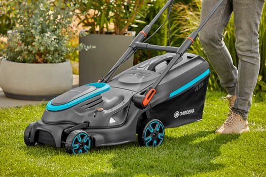 Tondeuse électrique GARDENA PowerMax 371800 Largeur de coupe 37cm Ramassage Cut&Collect - vue 8