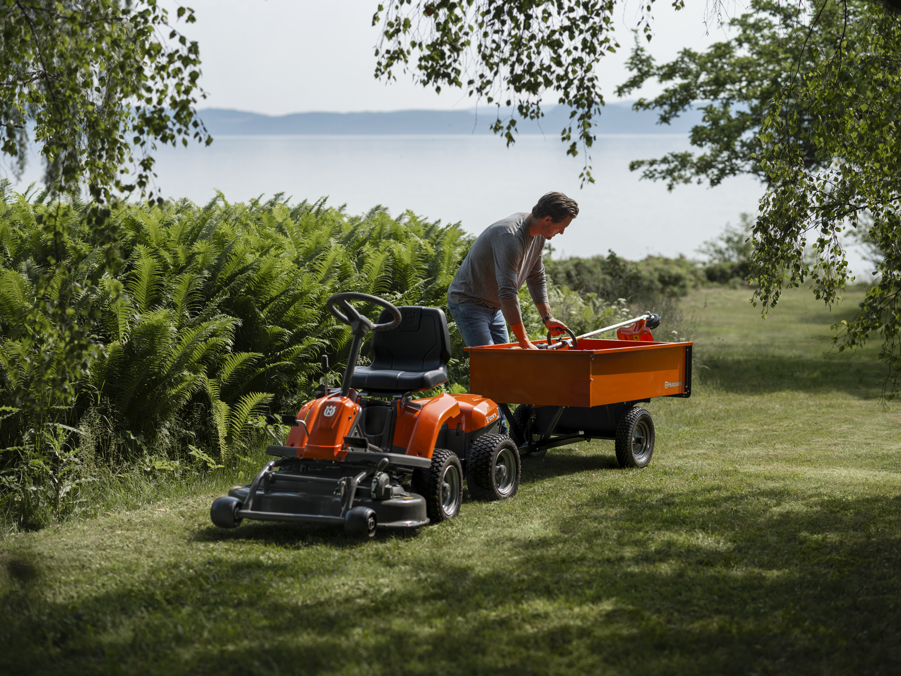 Husqvarna R 112iC — fotografie 4