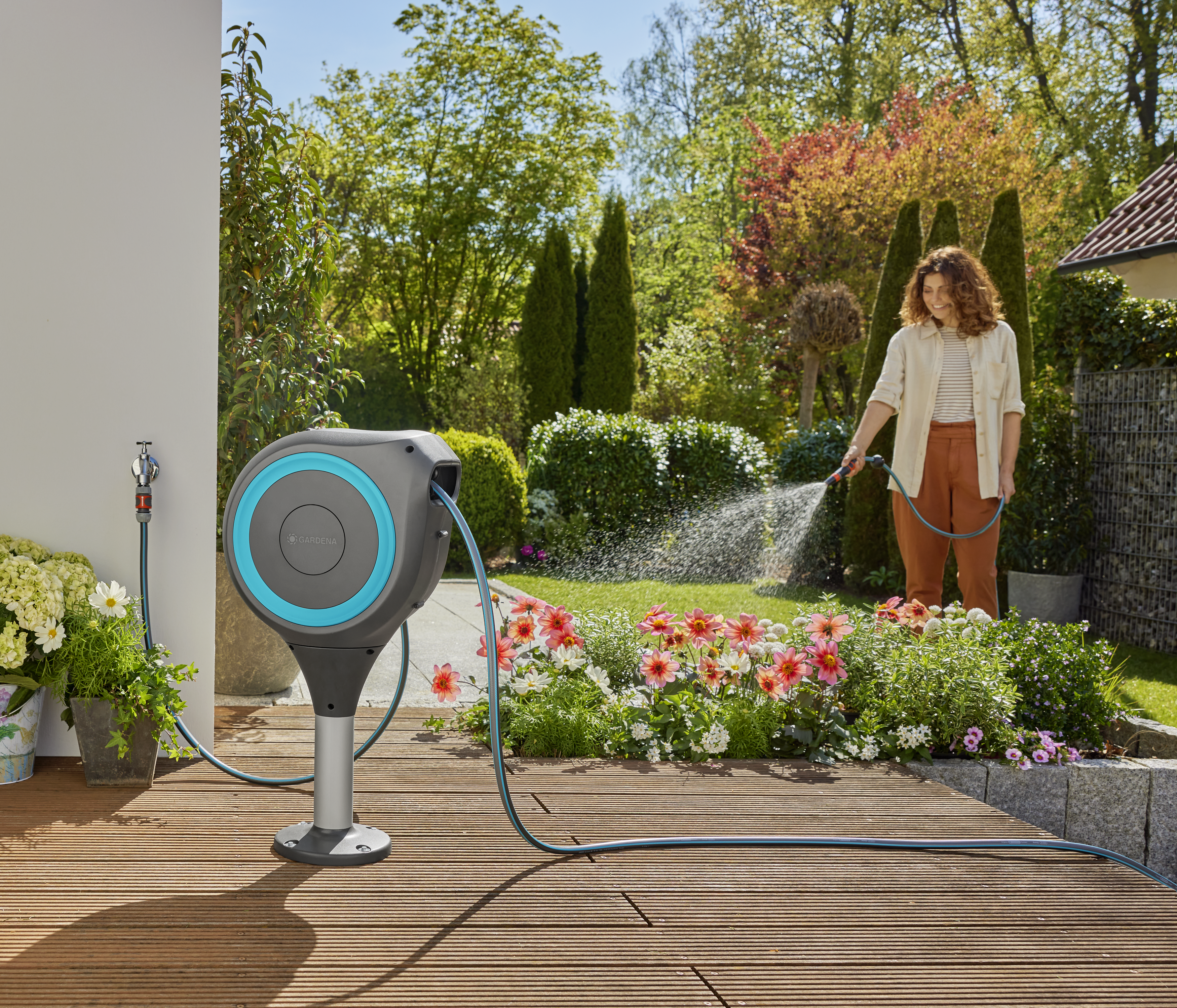 Terasos žarnos ritė "RollUp" S, 15 m ilgio žarna, turkio spalvos