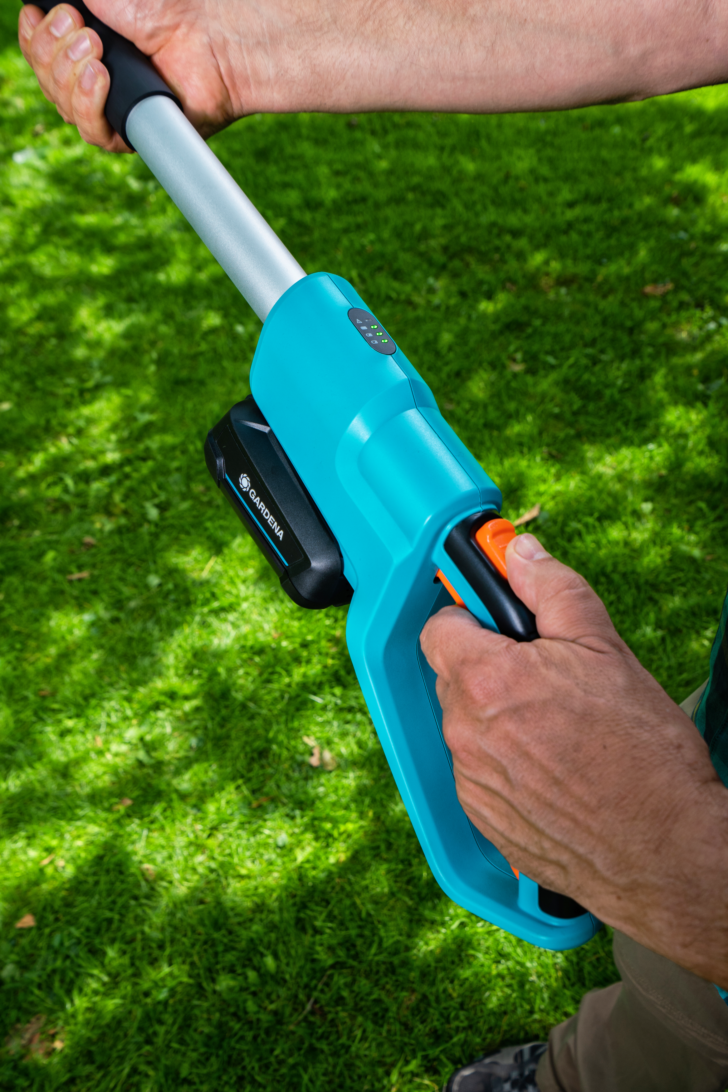 Potatore telescopico TCS 20/18V P4A Set pronto all&rsquo;uso