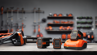 Bat&eacute;rie PRO a r&yacute;chla nab&iacute;jačka 40-C500X, rozsah 2025 bez B540X