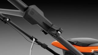 Ruohonleikkuri LB 144i Helppo taitettava kahva ominaisuuskuva