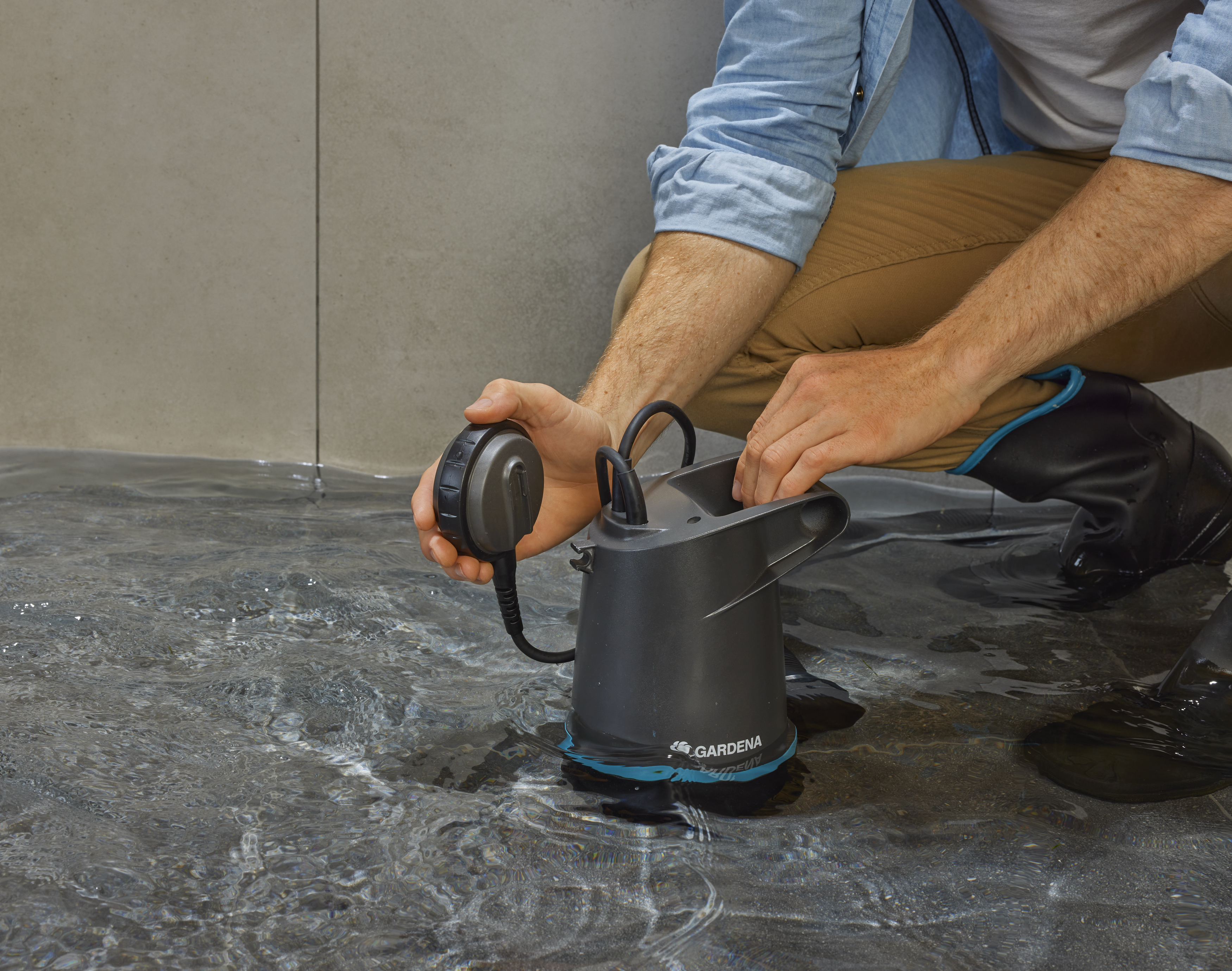 2v1 potopna črpalka za čisto vodo 20000 BASIC, 20.000 l/uro, s plovnim stikalom