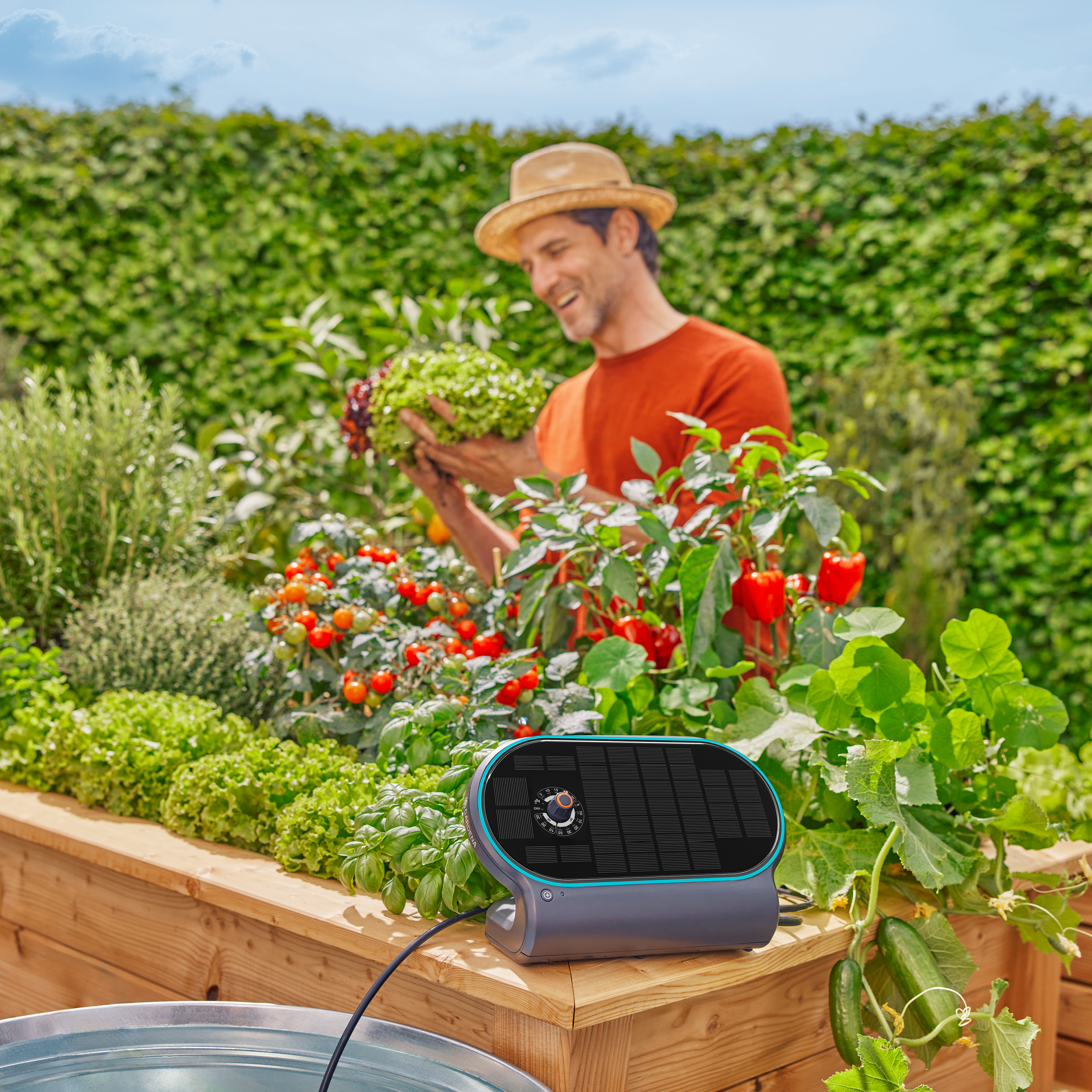 Solar-powered irrigation AquaBloom L Set, automatic irrigation system