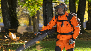 Sieťka na čelový štít, aplikácia ventilátora, detailné zábery