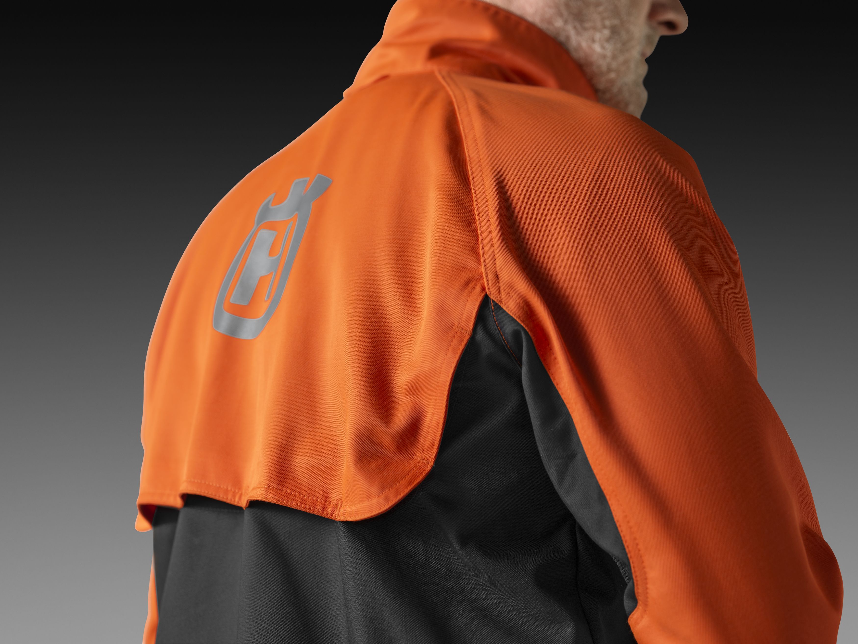 Ventilatie-opening bij het schouderstuk