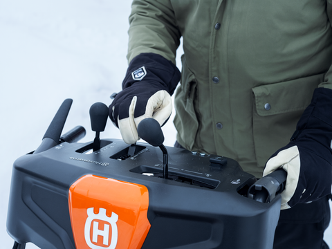 Yhden käden ohjaus