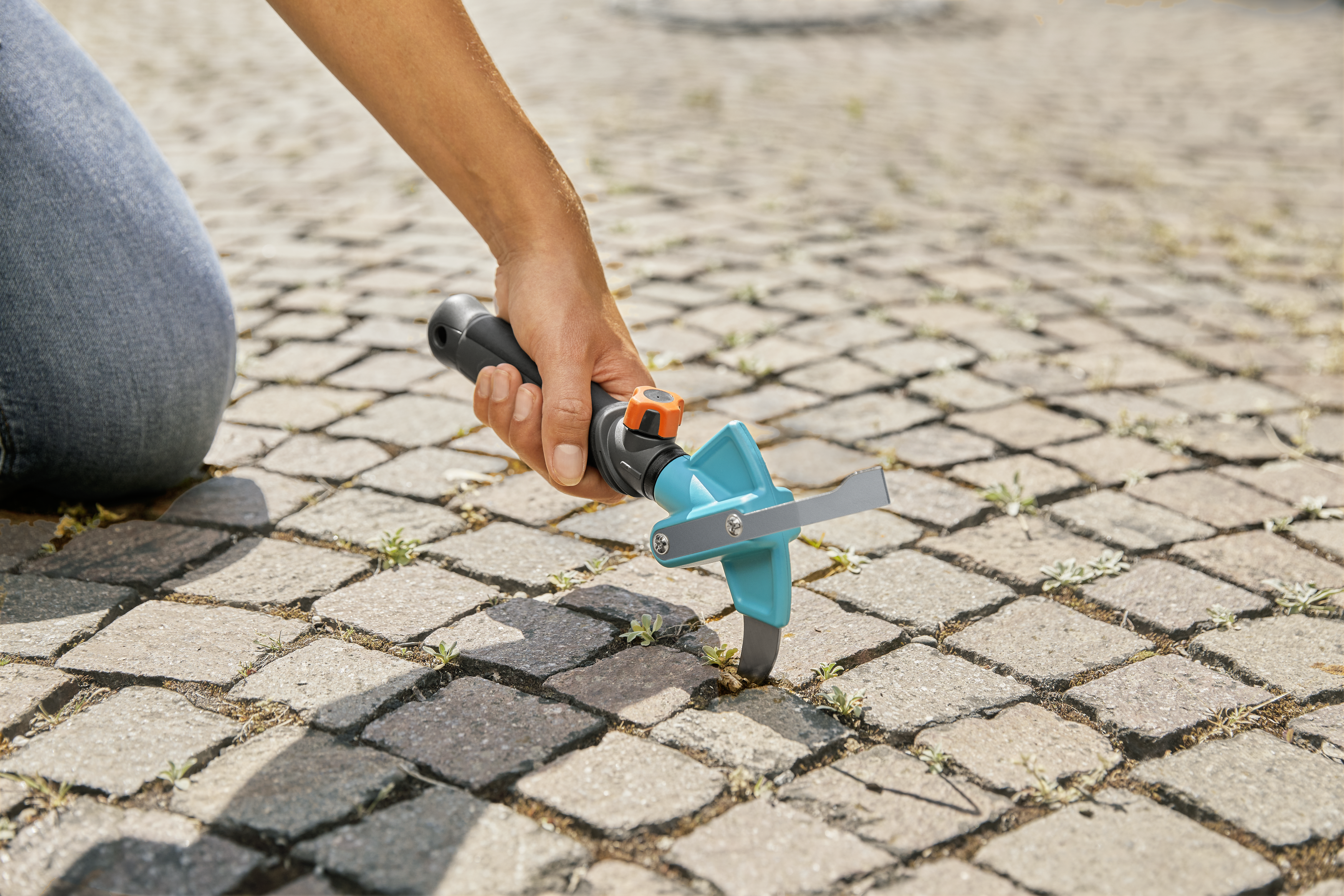 Уред за плевене на фуги combisystem 2 в 1