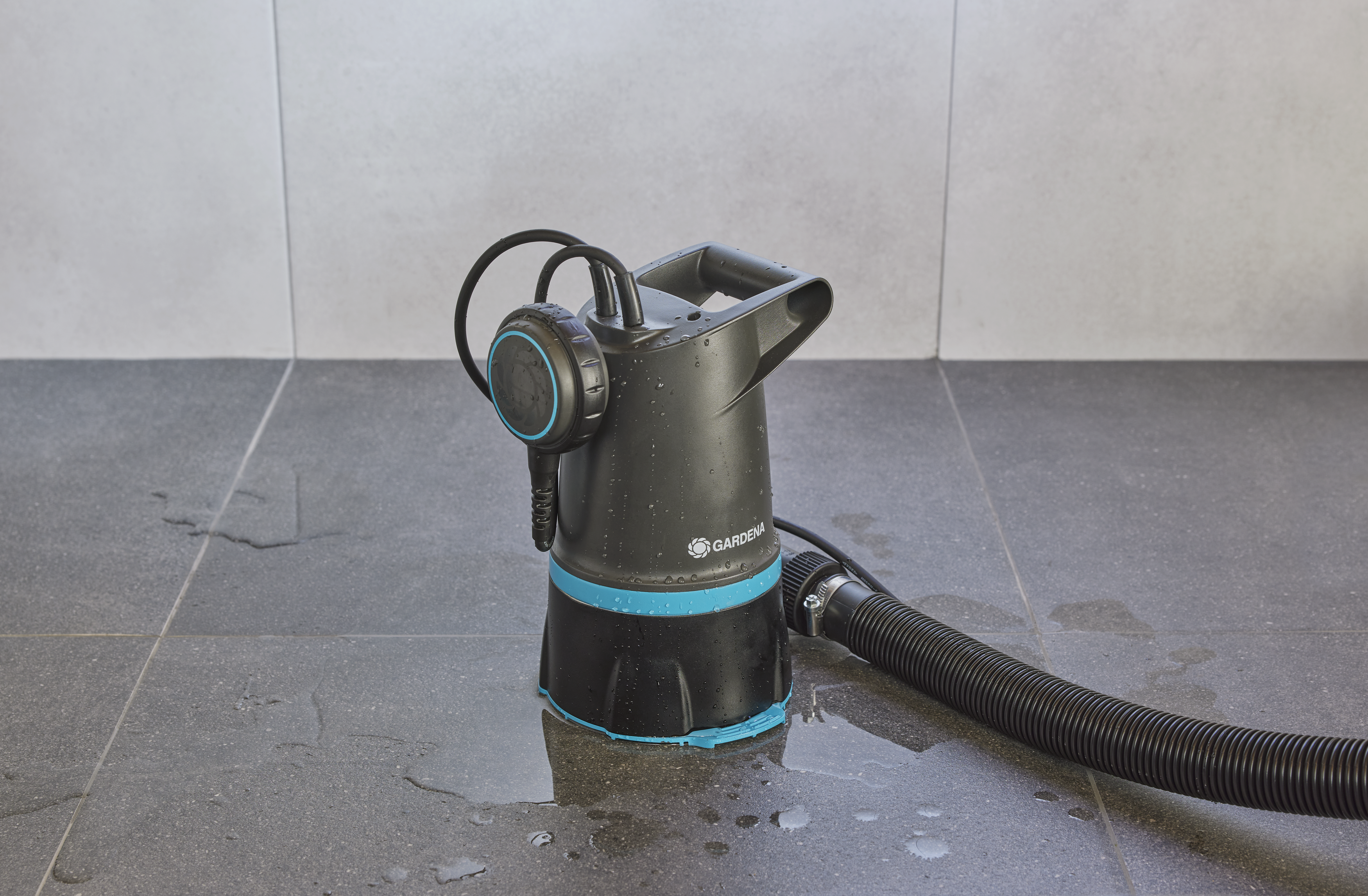 2in1 panardinamas &scaron;varaus/ne&scaron;varaus vandens siurblys 20000 BASIC, 20.000 l/h, su plūdiniu jungikliu