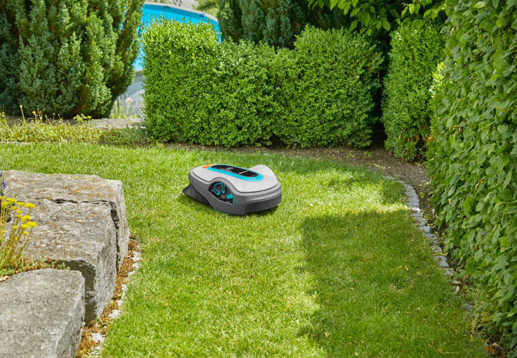 Robotic mower SILENO life, 700 m&sup2;