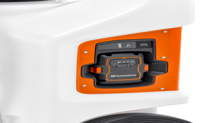 WT 60i, UI and battery