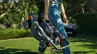 Lawn mower Aspire LC34-P4A carrying
