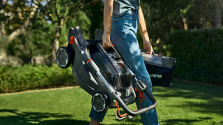 Lawn mower Aspire LC34-P4A carrying
