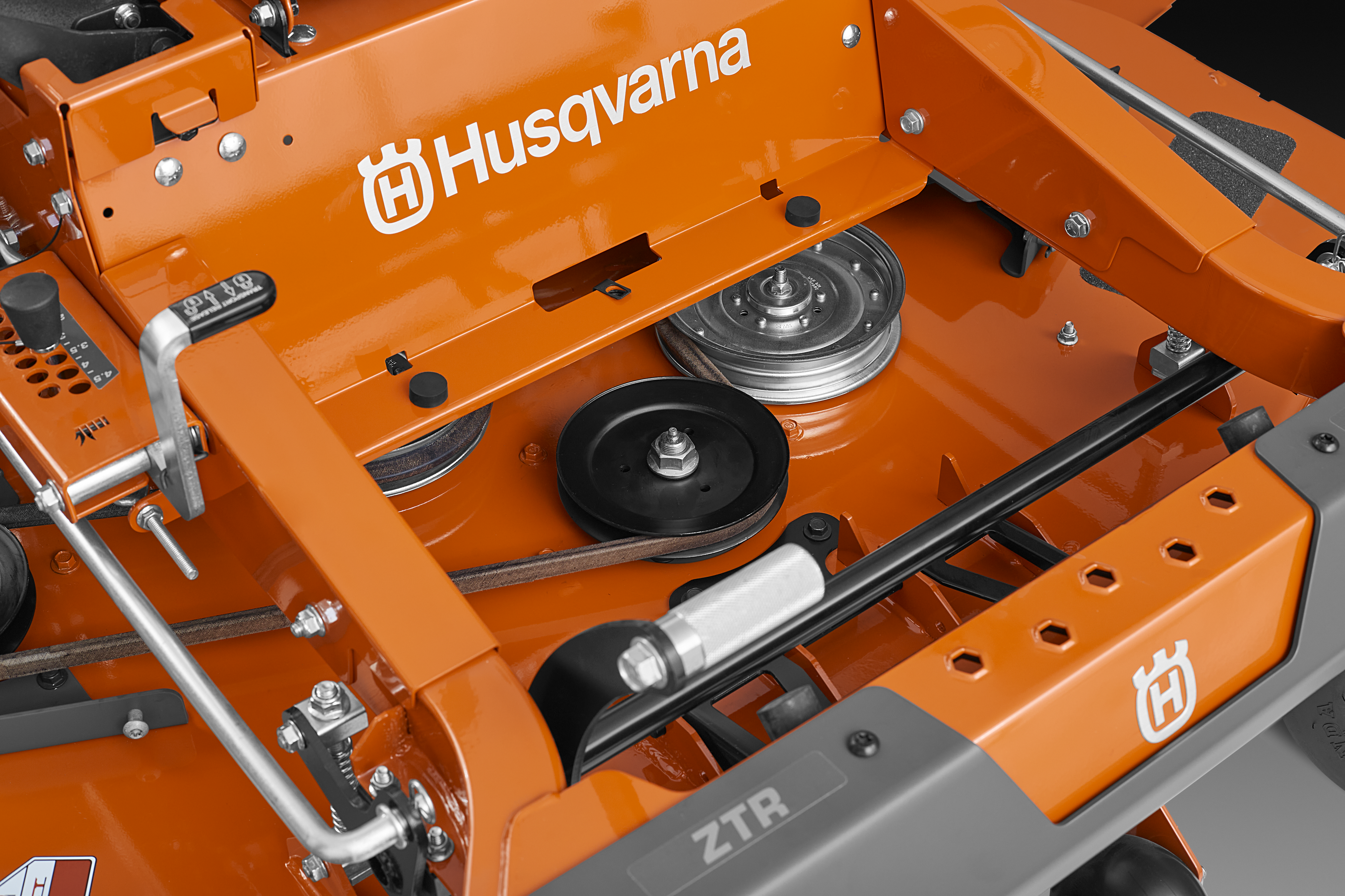 Removeable floor pan