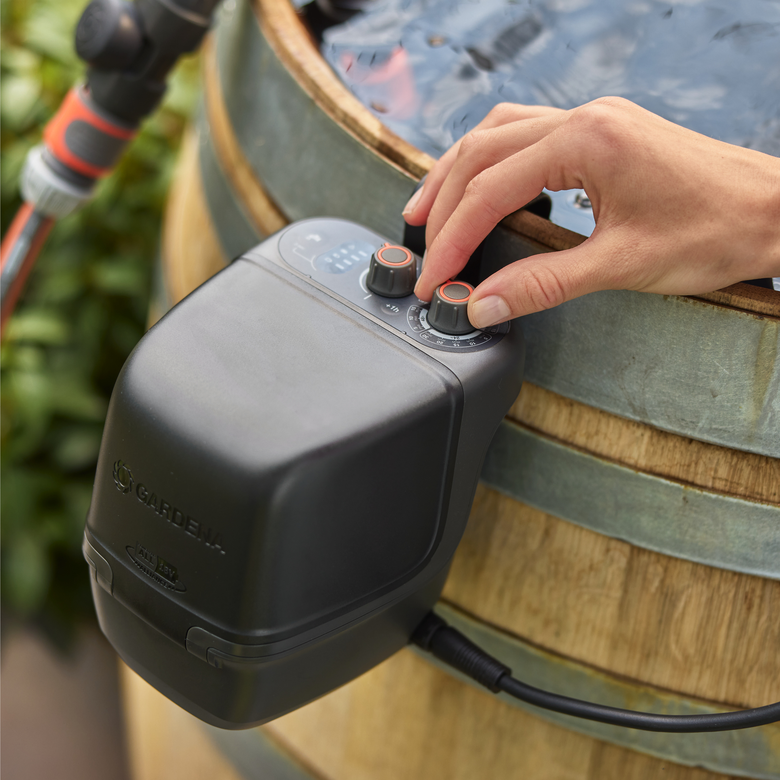 Pompa per Cisterna a batteria 2400 Comfort Automatic 18V P4A Solo, Pompe