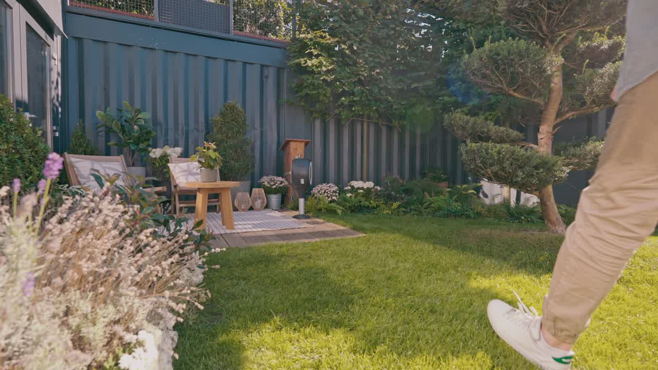 MobileWatering_FV_TerrHoseBoxWh_Master_CL-2024